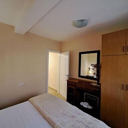 Quiet, Cozy, Luminous Apartment Tiranë Eksteriør bilde