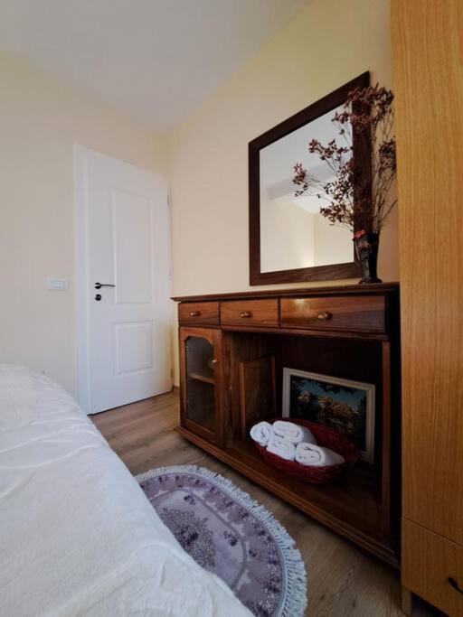 Quiet, Cozy, Luminous Apartment Tiranë Eksteriør bilde